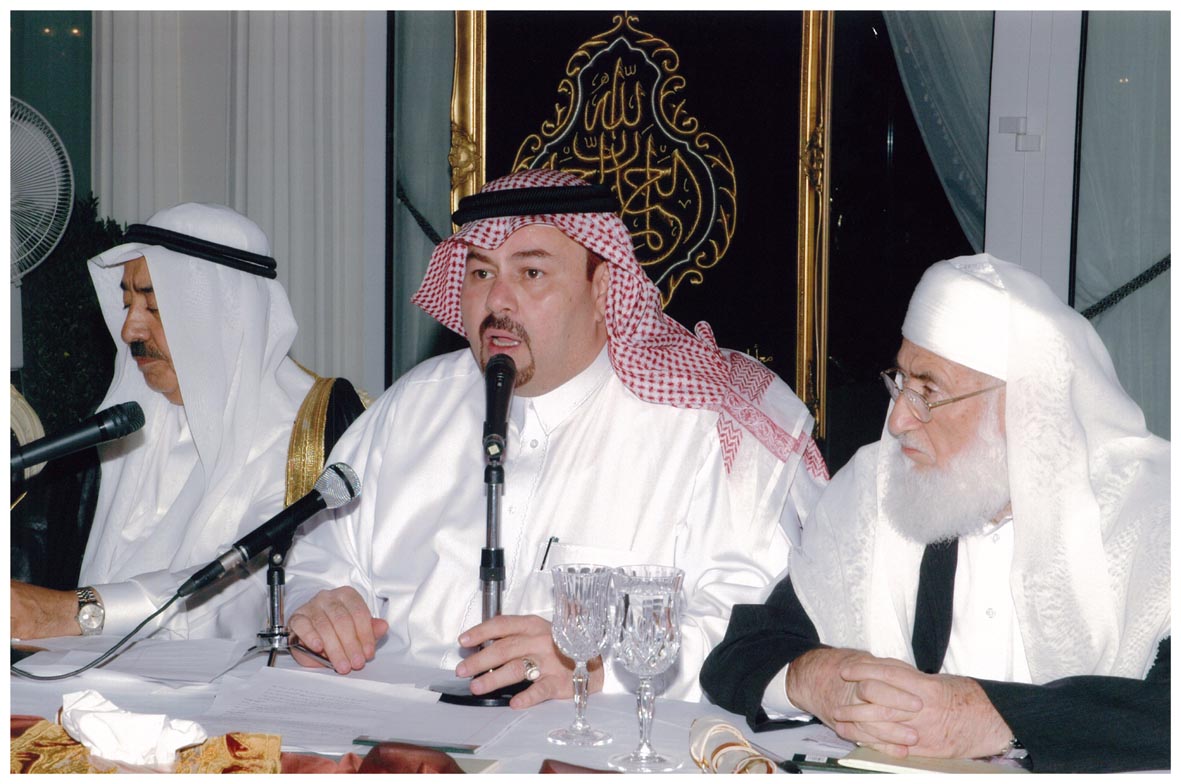 صورة 10592: الشيخ محمد علي الصابوني، الأستاذ حسان كتوعة، معالي أ. د. رضا عبيد 