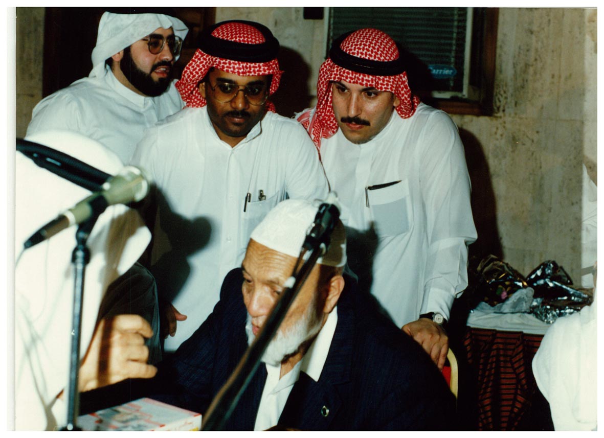 صورة 11556: الشيخ أحمد ديدات، المهندس محمد سعيد خوجه، الدكتور خالد باطرفي، () 