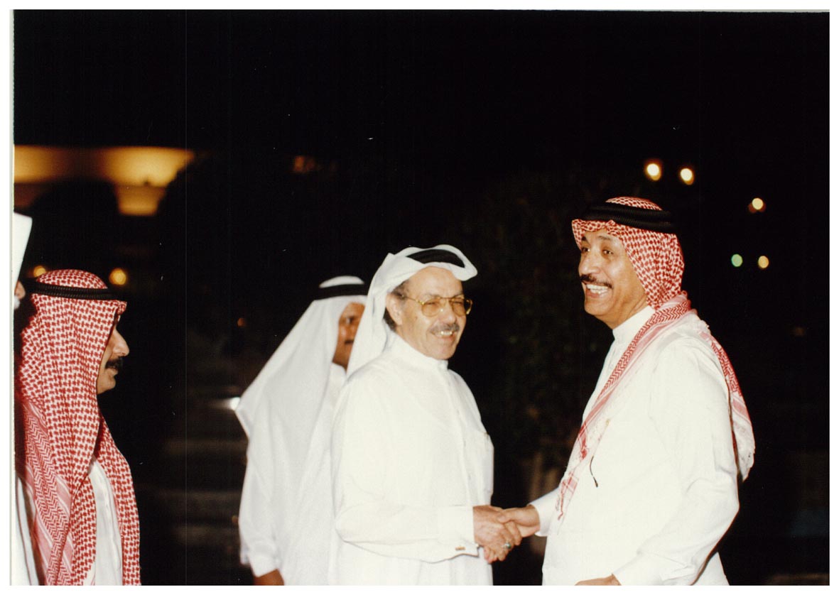 صورة 12126: الشيخ عبد المقصود خوجه، الأستاذ عبد الفتاح أبو مدين، الأستاذ الدكتور عبد المحسن القحطاني 