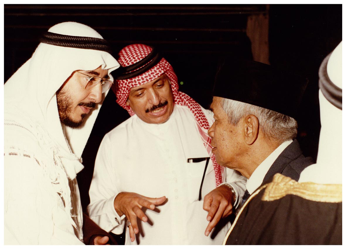 صورة 14742: ()، الشيخ عبد المقصود خوجه، الدكتور سامي عنقاوي 