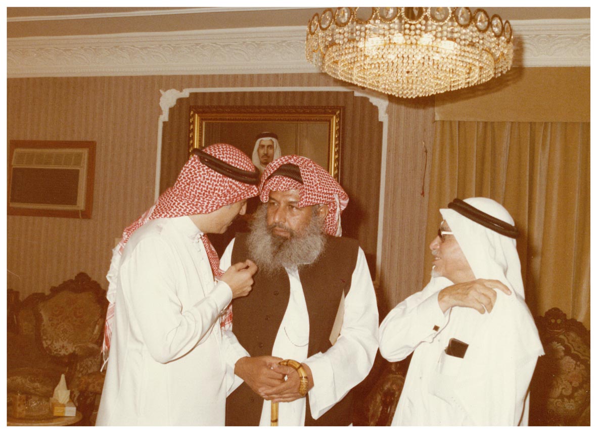 صورة 14923: الأستاذ معتوق حسنين، الشيخ أبو تراب الظاهري، الشيخ عبد المقصود خوجه 