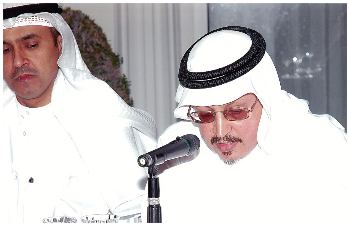 صورة 154: الأستاذ الدكتور عبد الله المعطاني وبجانبه القنصل الكويتي الأستاذ علي إبراهيم النخيلان 