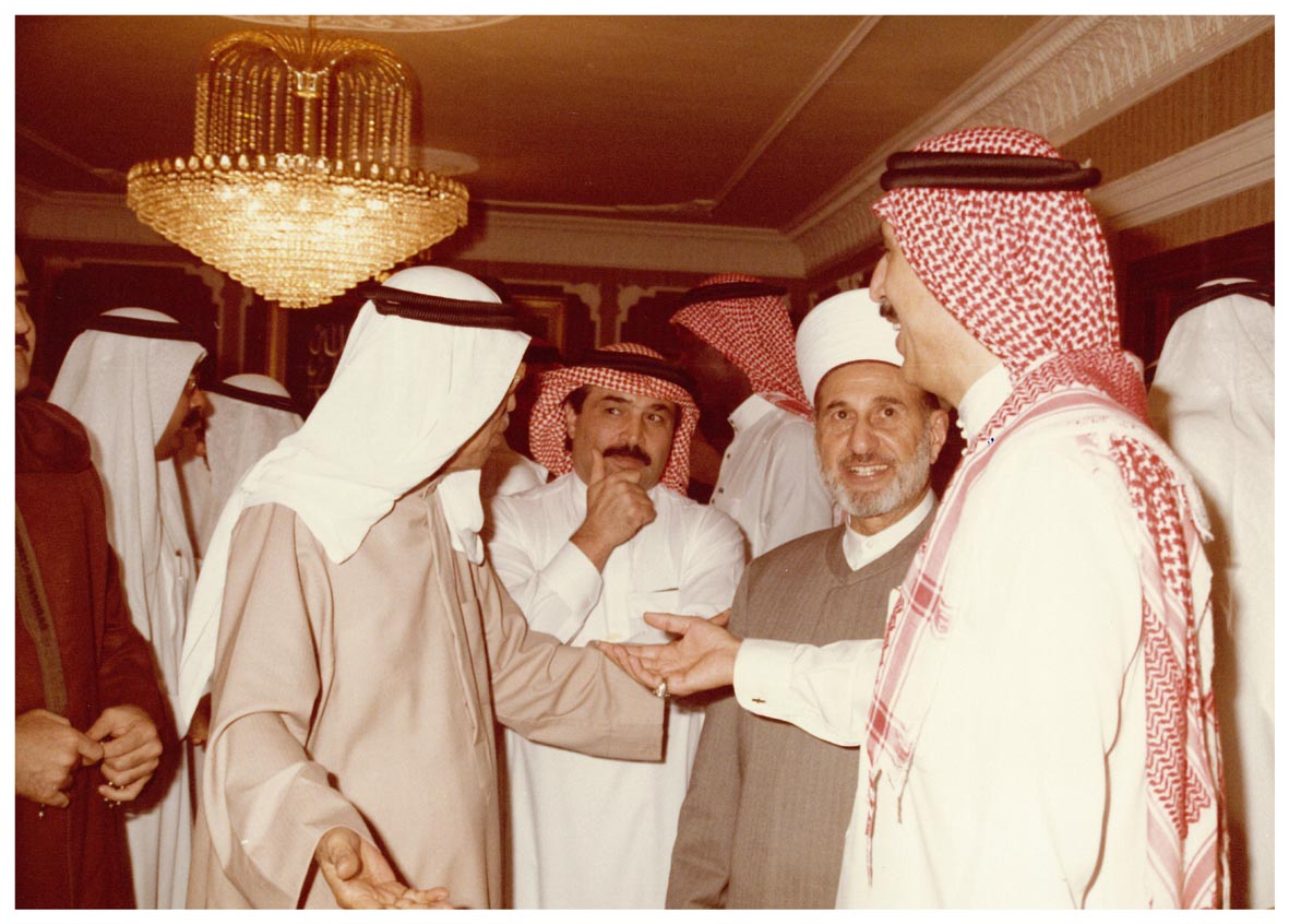 صورة 15798: الشيخ عبد المقصود خوجه، سماحة الشيخ خالد حسن، ()، الأستاذ عزيز ضياء، () 