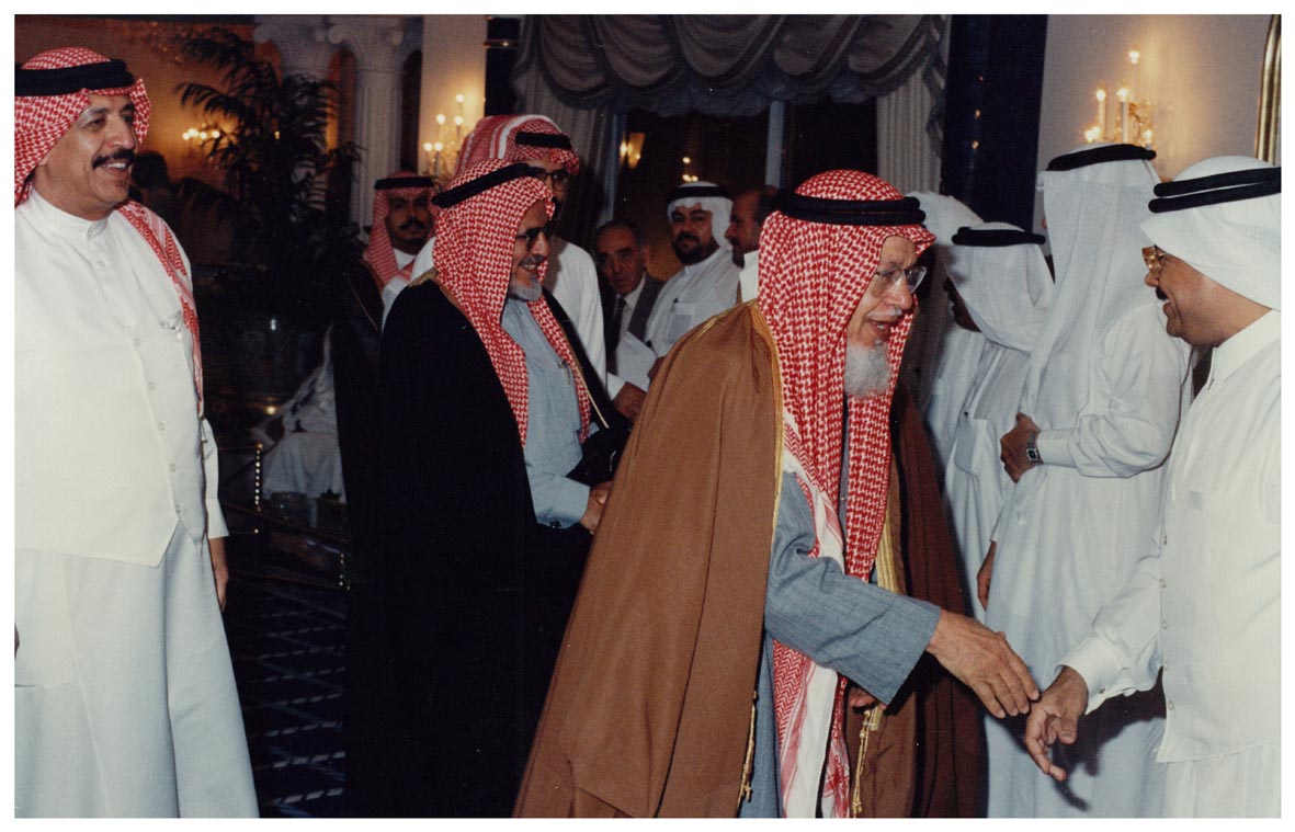 صورة 15834: ()، الشيخ عثمان الصالح، الدكتور إبراهيم المدلج، الشيخ عبد المقصود خوجه، المهندس بندر عثمان الصالح 