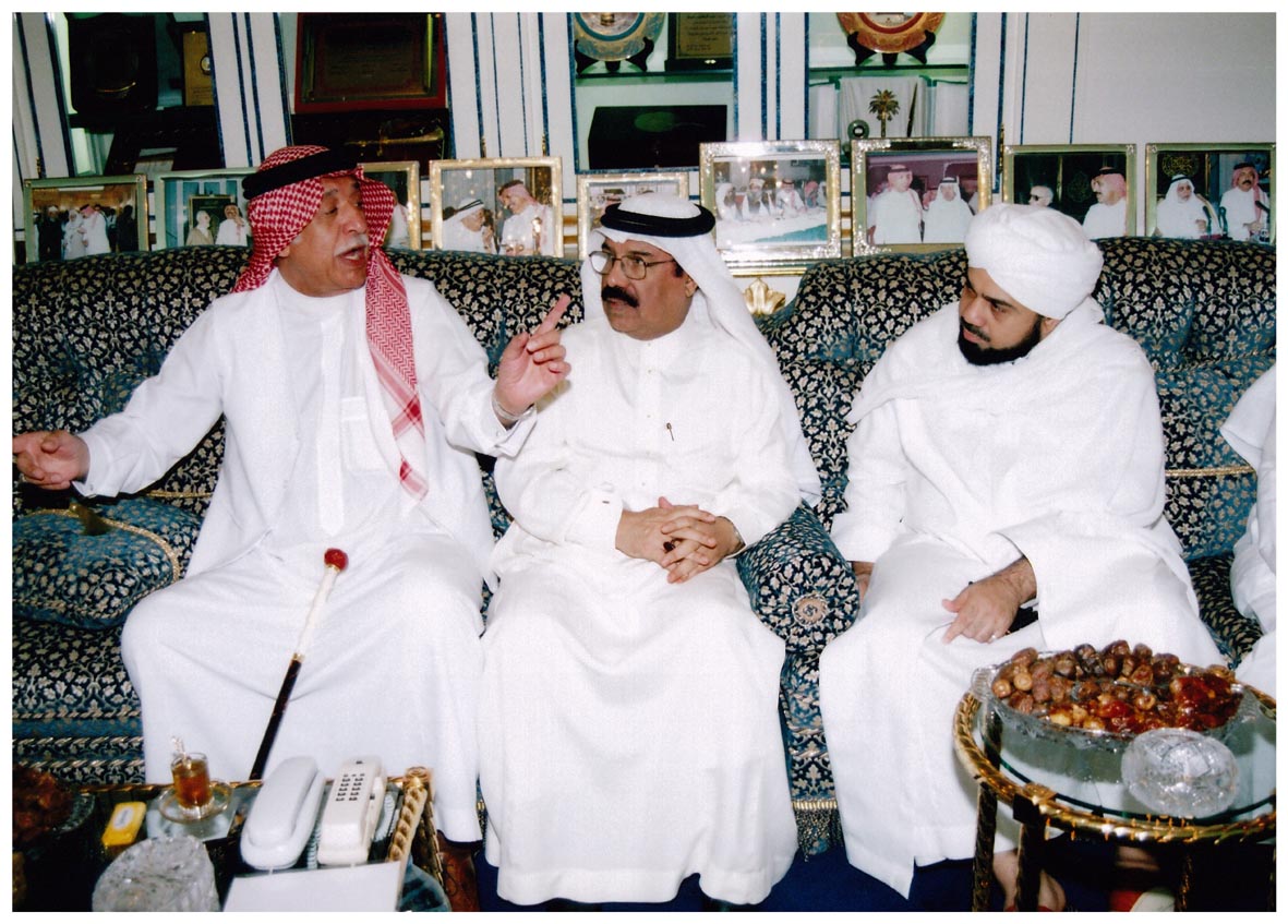 صورة 1743: الدكتور عبد الله فدعق، الأستاذ علي محمد حسون، الشيخ عبد المقصود خوجه 