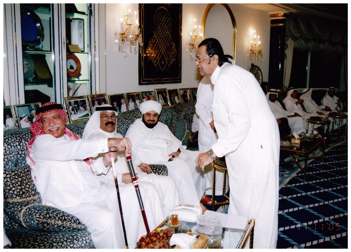 صورة 1750: الأستاذ جميل مرزا، الدكتور عبد الله فدعق، الأستاذ علي محمد حسون، الشيخ عبد المقصود خوجه 