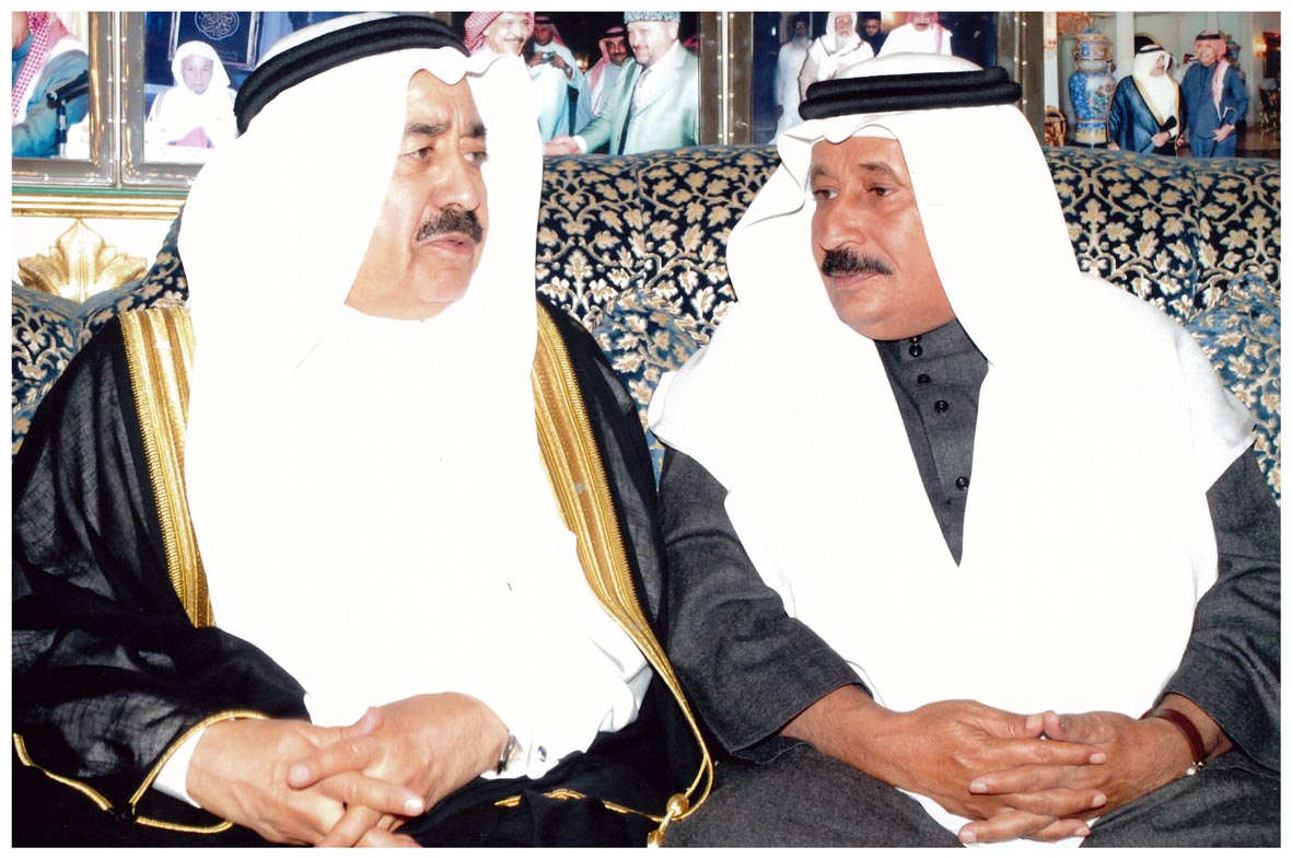 صورة 18177: الأستاذان الدكتوران عبد المحسن القحطاني ورضا عبيد 