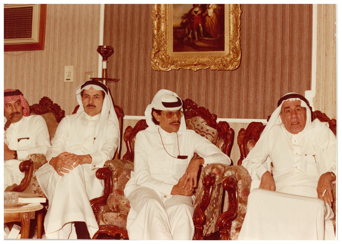 صورة 19029: الأستاذ هاشم زواوي، الدكتور عبد الله مناع، الأستاذ عبد الفتاح أبو مدين، الأستاذ عيسى عنقاوي 
