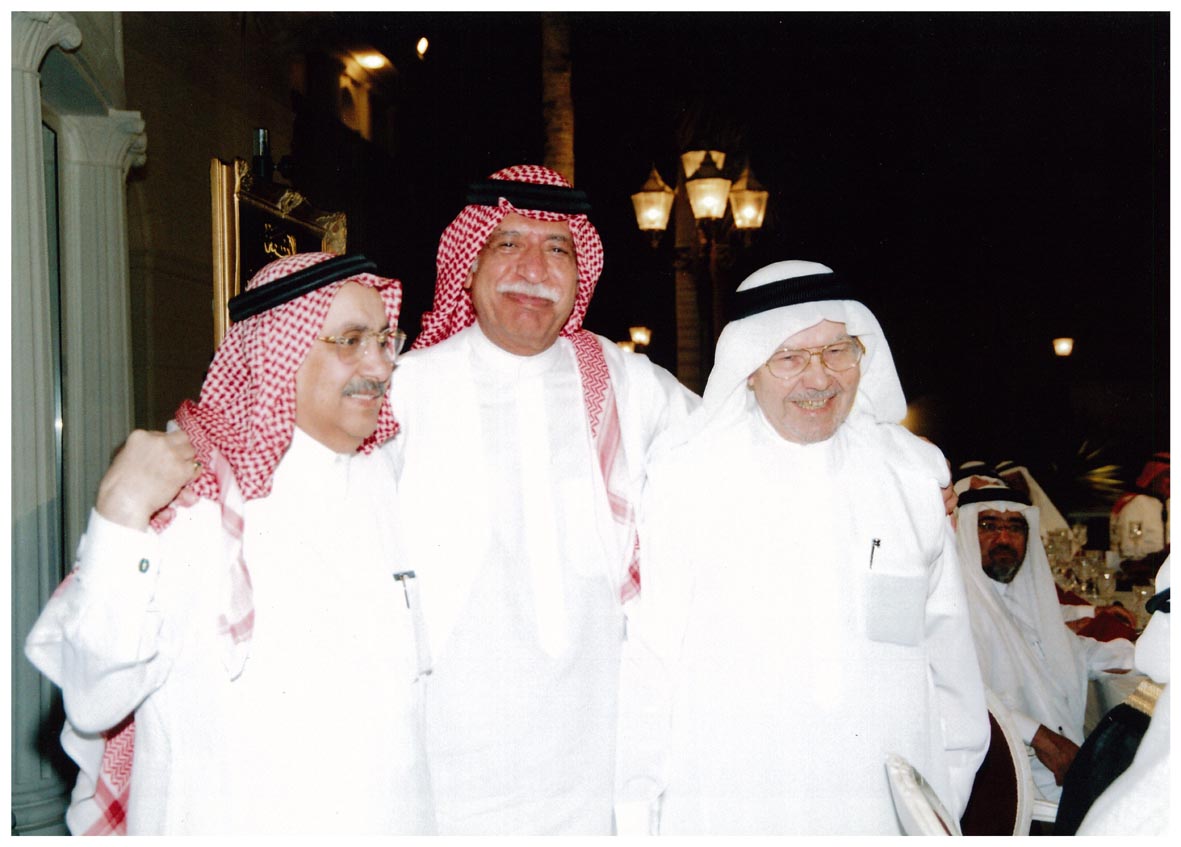صورة 1983: الأستاذ عبد الفتاح أبو مدين، الشيخ عبد المقصود خوجه، الأستاذ عبد الله عبد الرحمن الجفري 