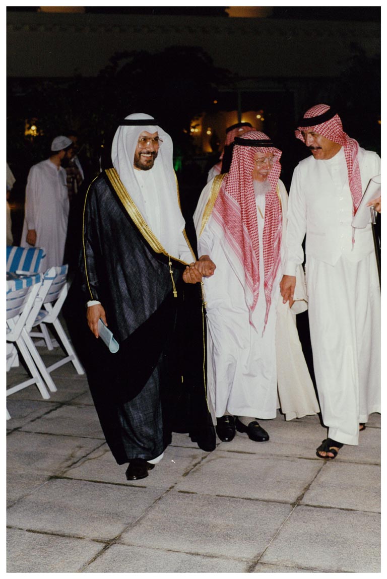 صورة 21371: الشيخ عبد المقصود خوجه، الشيخ عثمان الصالح، الدكتور أنور ماجد عشقي 