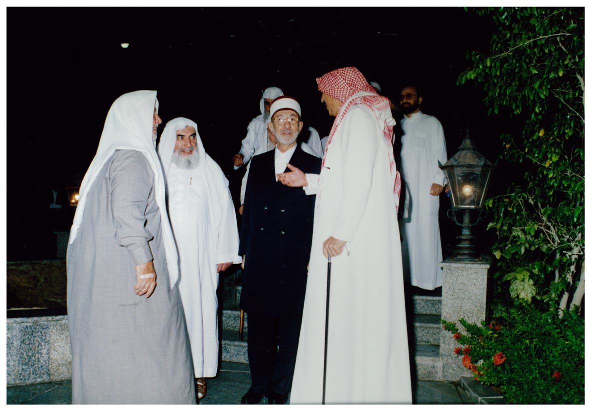 صورة 21570: الشيخ عبد المقصود خوجه، الدكتور محمد سعيد رمضان البوطي، () 