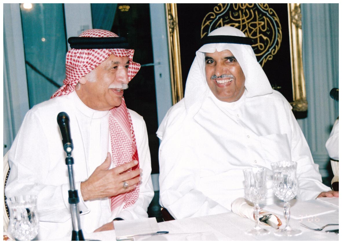 صورة 2409: سعادة أ. د. عبد الله يوسف الغنيم، معالي الشيخ عبد المقصود خوجه 