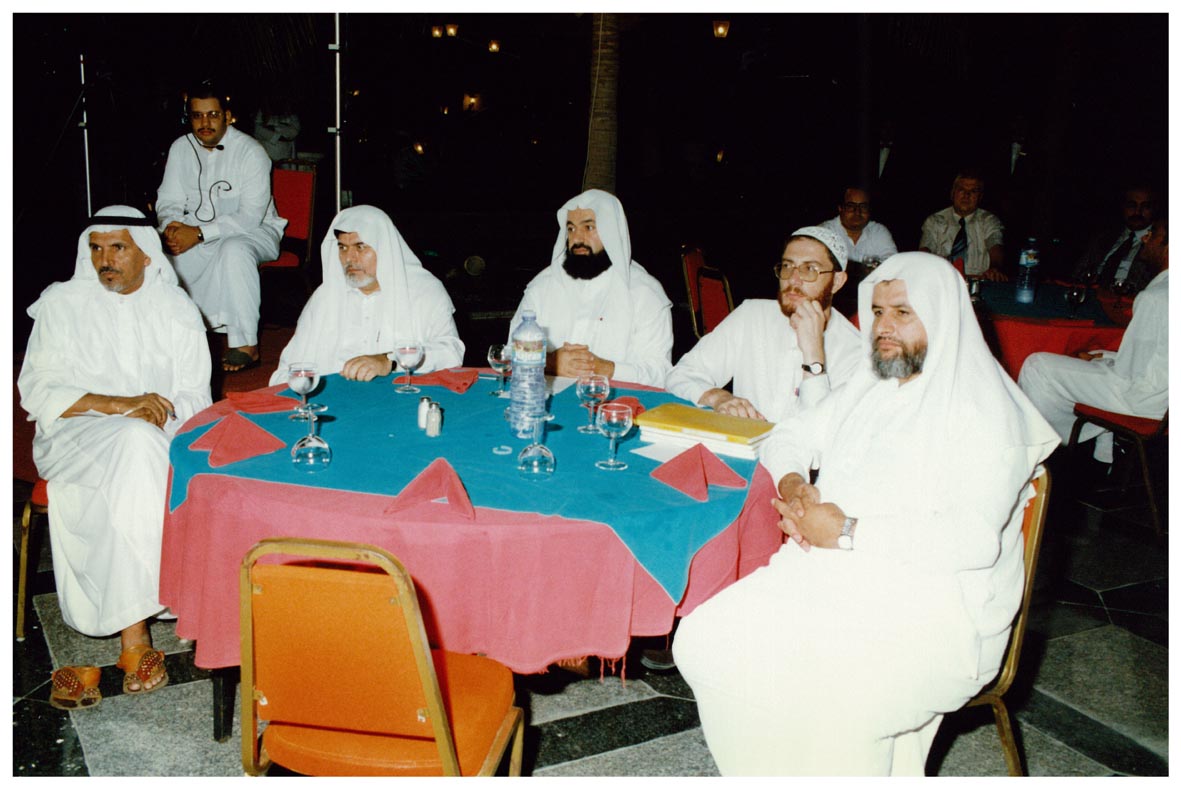 صورة 24437: ()، ()، د. محمد بشير الحداد، الأستاذ غياث عبد الباقي، الأستاذ عبد الرزاق صالح الغامدي 