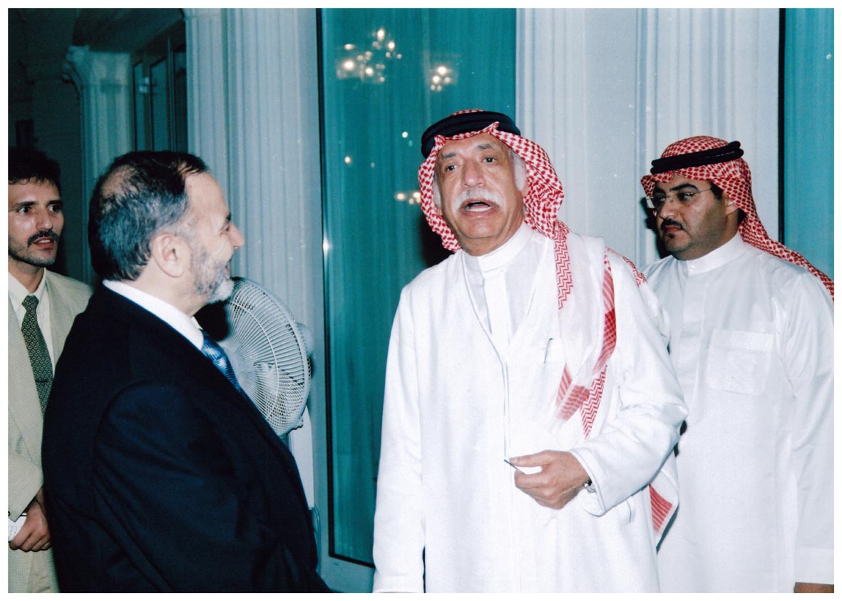 صورة 2508: الشيخ عبد المقصود خوجه، الشيخ محمود الطنطاوي، توفيق بغدادي 