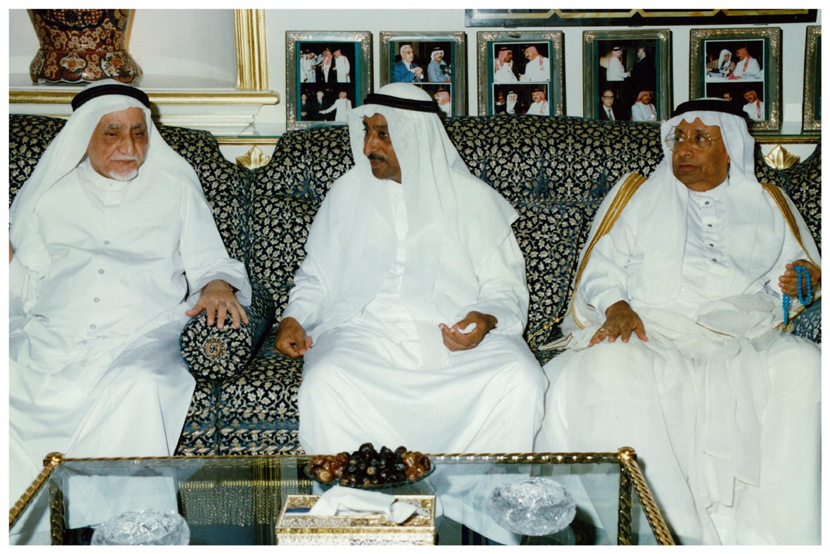 صورة 25433: الأستاذ حسن عبد الله القرشي، اللواء صالح فاضل، الأستاذ عبد الله بغدادي 