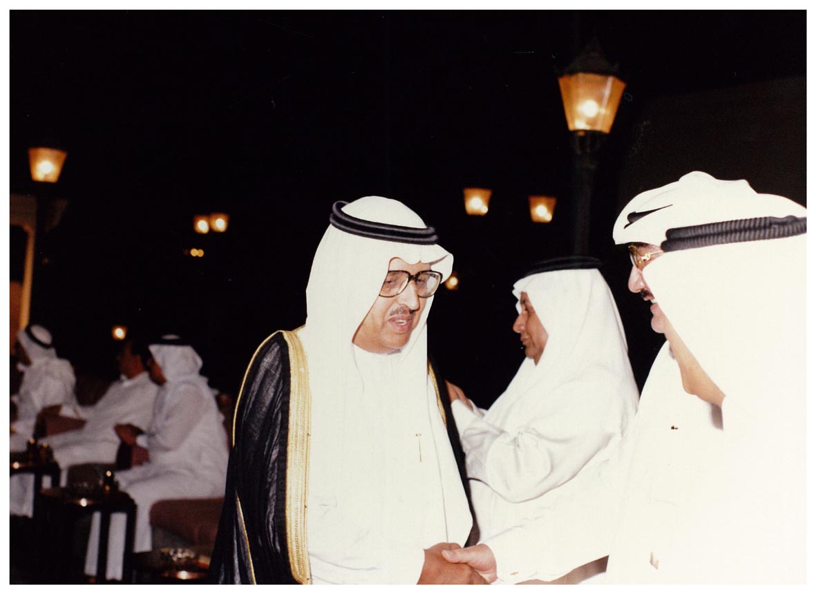 صورة 25695: الدكتور عبد الرحمن الطيب الأنصاري، الأستاذ حسن عبد الله القرشي، الأستاذ غالب حمزة أبو الفرج 