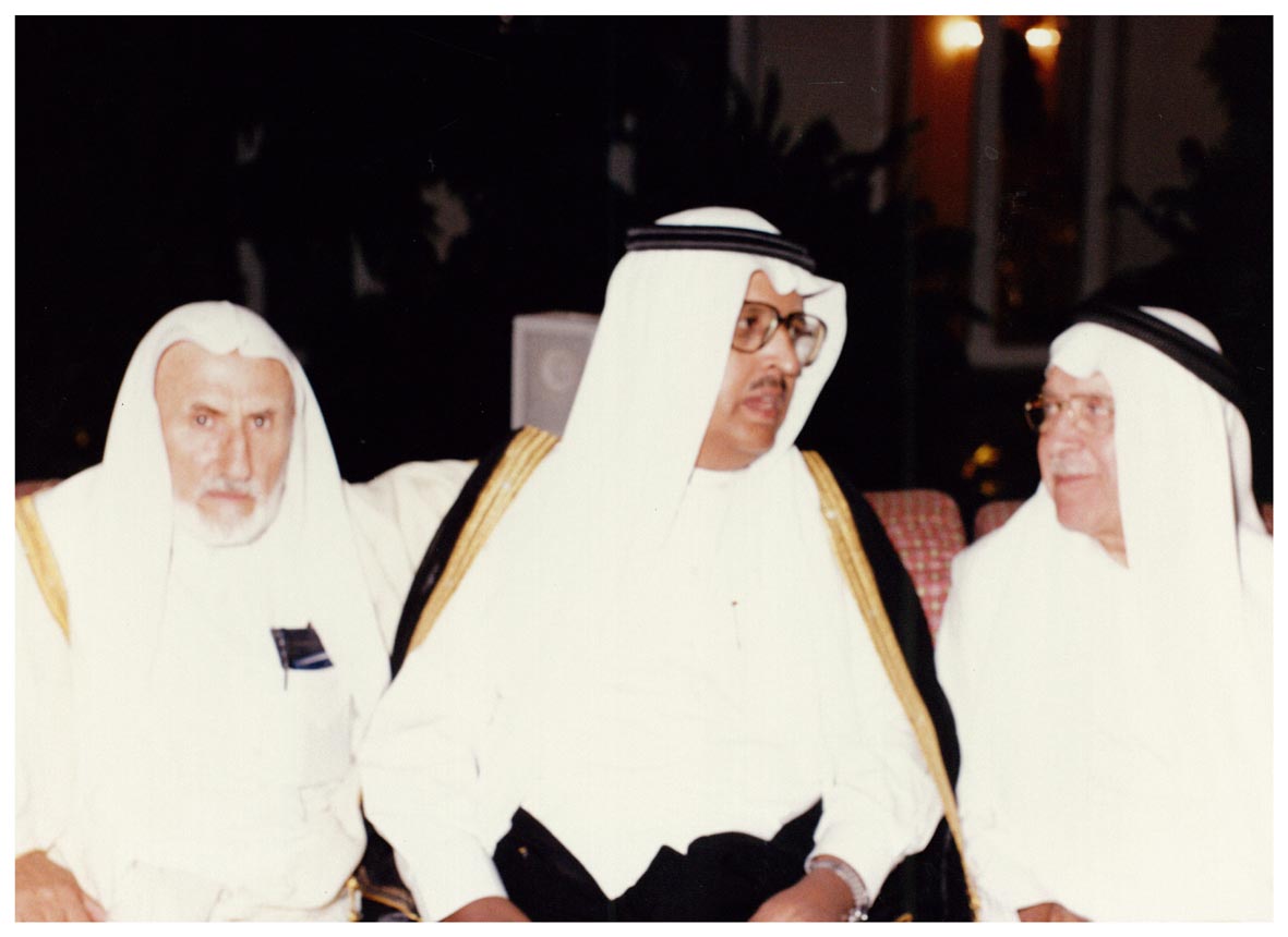 صورة 25699: د. صلاح الدين المنجد، د. عبد الرحمن الطيب الأنصاري، الشاعر ضياء الدين الصابوني 