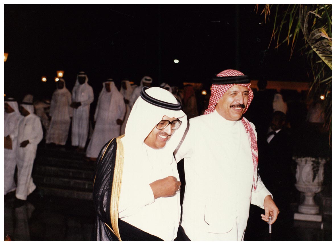 صورة 25709: الشيخ عبد المقصود خوجه، د. عبد الرحمن الطيب الأنصاري 