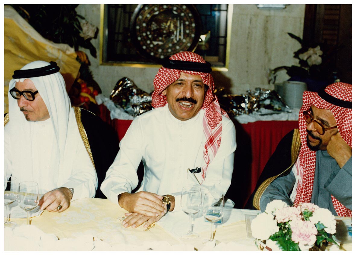 صورة 26105: د. محمد العيد الخطراوي، الشيخ عبد المقصود خوجه، الأستاذ محمد هاشم رشيد 