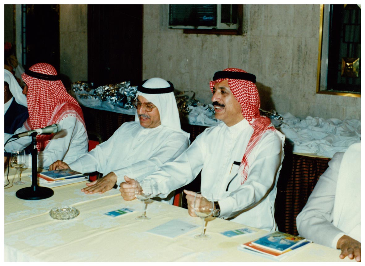 صورة 26134: الشيخ عبد المقصود خوجه، الأستاذ عبد الرحمن رفيع، الأستاذ هاشم زواوي 