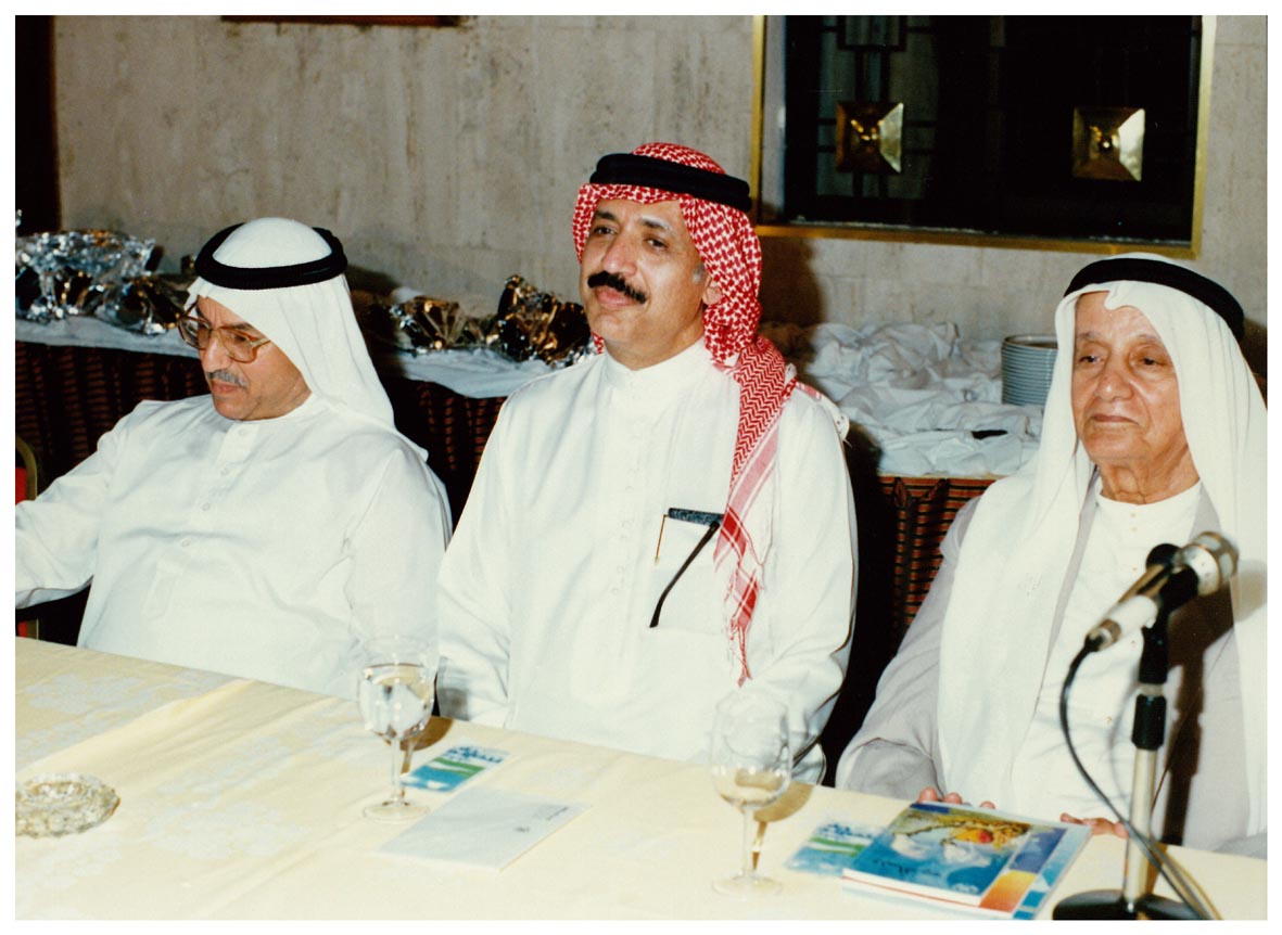 صورة 26142: الأستاذ حسين سراج، الشيخ عبد المقصود خوجه، الشاعر عبد الرحمن رفيع 