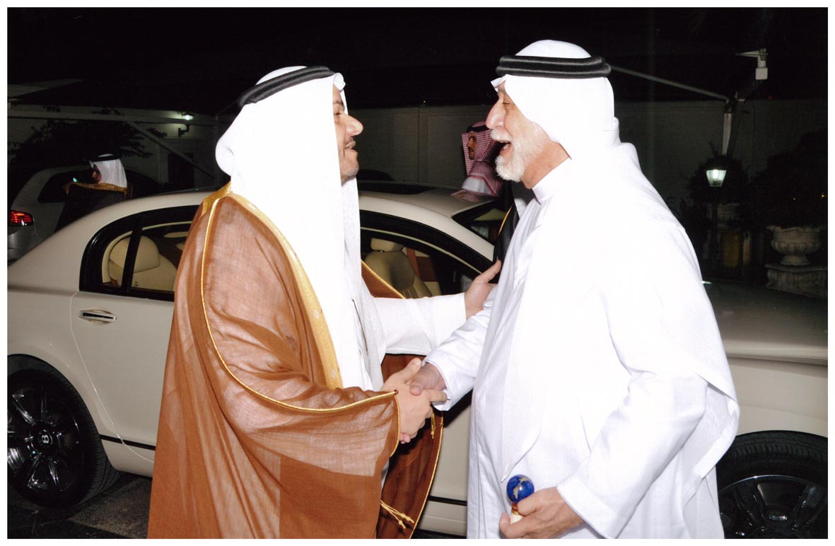 صورة 26774: الشيخ عبد المقصود خوجه، صاحب السمو الملكي الأمير مشعل بن محمد بن سعود 