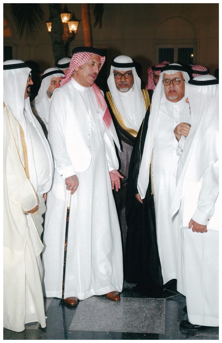 صورة 2717: أ. د. عبد الرحمن الأنصاري، ()، الشيخ عبد المقصود خوجه، أ. د. سعد عبد العزيز الراشد 