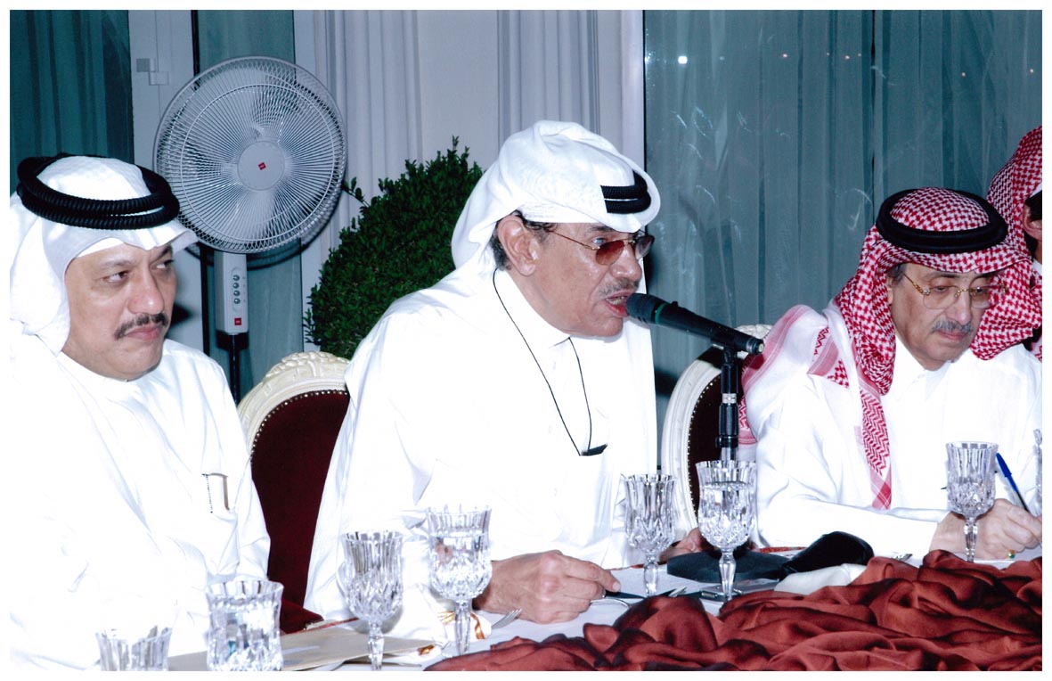 صورة 333: الأستاذ عبد الله عبد الرحمن الجفري، ثم الدكتور عبد الله مناع، ثم الدكتور جميل مغربي 