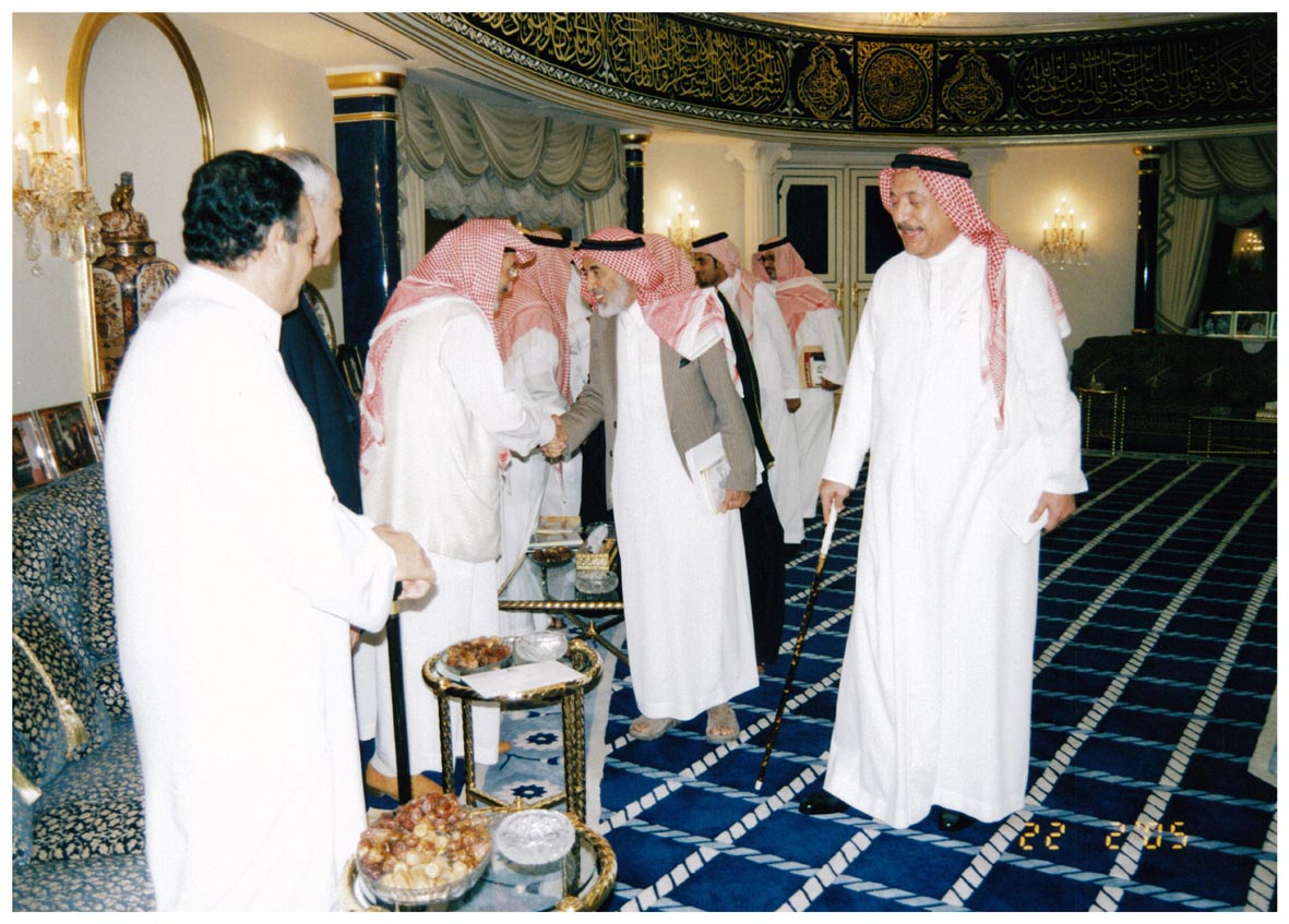 صورة 3480: الشيخ عبد المقصود خوجه، أ. د. عبد الله صالح العثيمين، الأستاذ عبد الحميد الدرهلي 