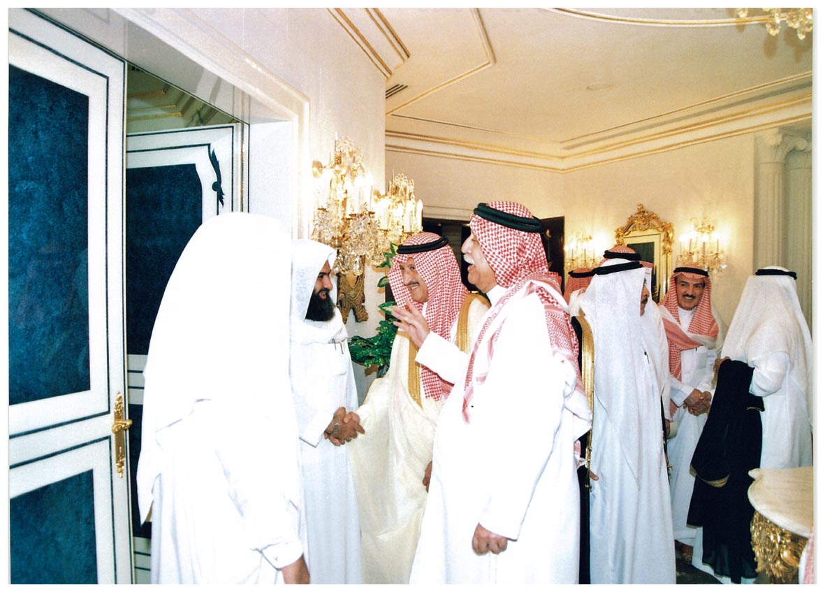 صورة 4173: الشيخ عبد المقصود خوجه، صاحب السمو الملكي الأمير تركي بن ناصر، الأستاذ ماجد رحمت الله 
