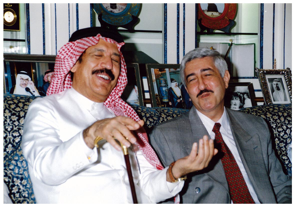 صورة 4276: د. حسان وصفي باشا، معالي الشيخ عبد المقصود خوجه 
