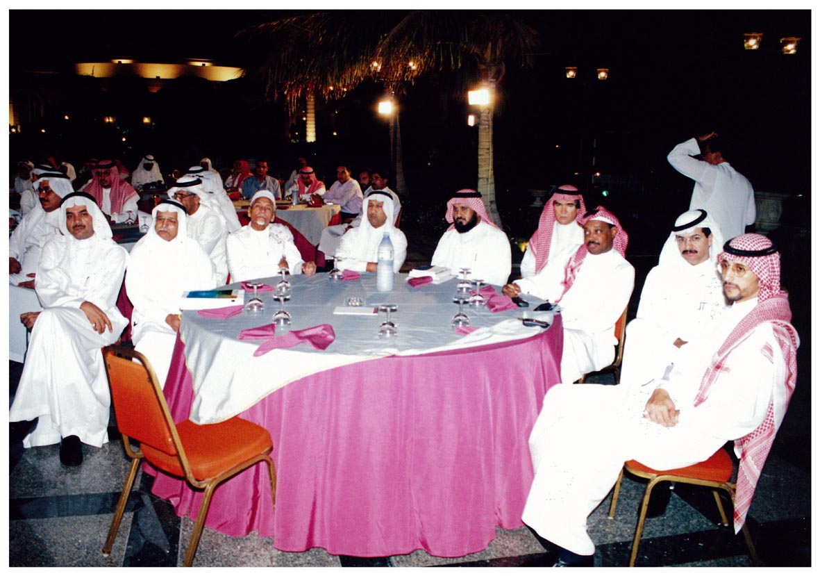 صورة 4728: الأستاذ عبد الله العمري، د. عبد الرحمن العرابي، ()، ()، الأستاذ عبد الرحمن عمر خياط، ()، () 