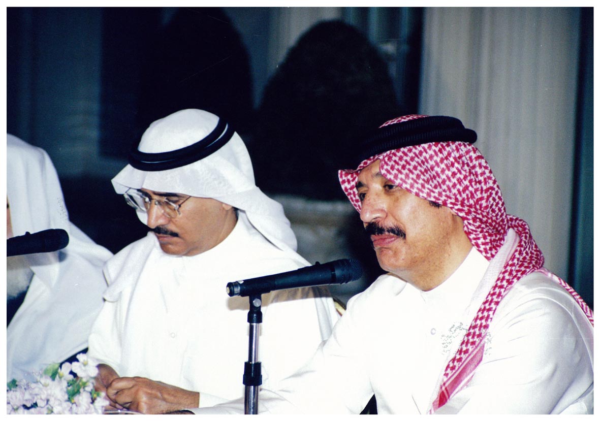 صورة 4837: الشيخ عبد المقصود خوجه، الأستاذ مشعل السديري 