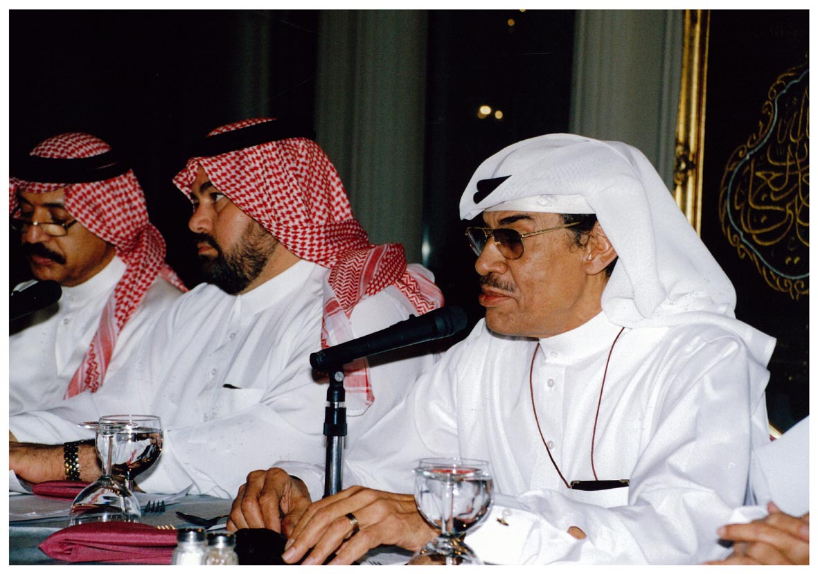 صورة 5210: د. عبد الله مناع، الأستاذ حسان كتوعة، الشيخ عبد المقصود خوجه 