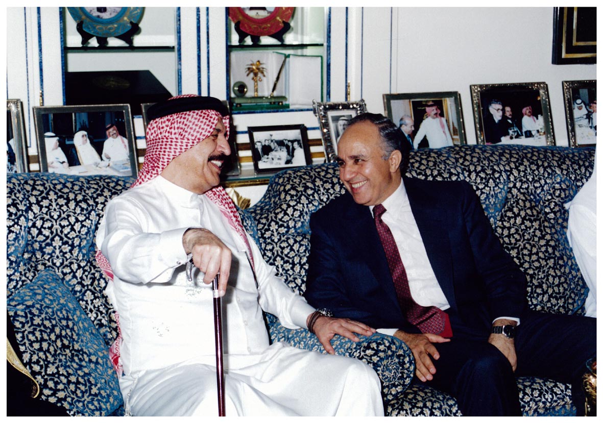 صورة 5285: القنصل المصري حسن عباس، الشيخ عبد المقصود خوجه 