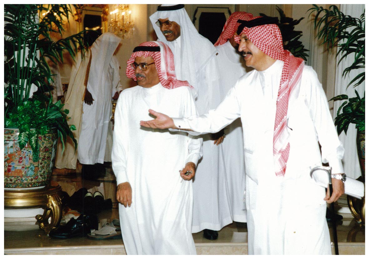 صورة 7402: الشيخ عبد المقصود خوجه، أ. د. منصور الحازمي، الدكتور مرزوق بن صنيتان بن تنباك 