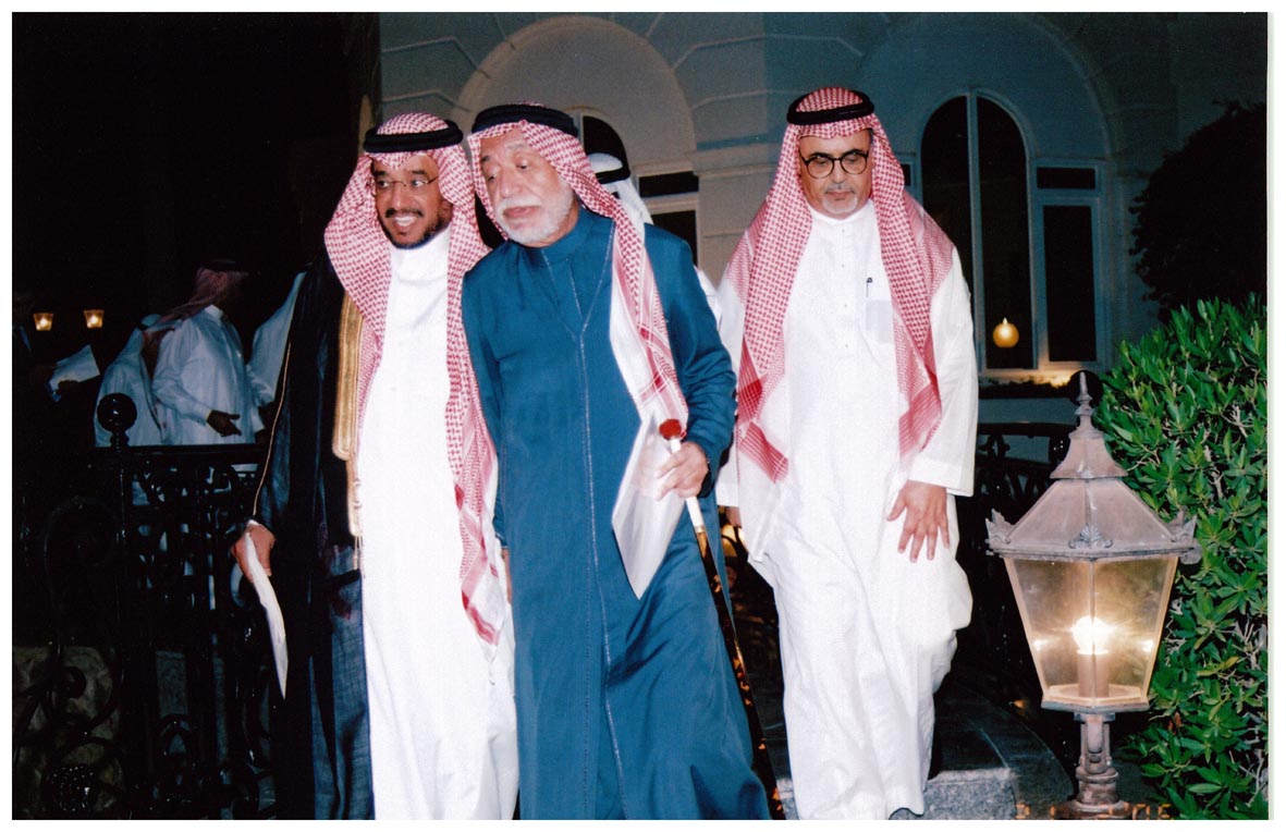 صورة 805: الدكتور حسن بلخي، الشيخ عبد المقصود خوجه، الدكتور زيد الحسين 