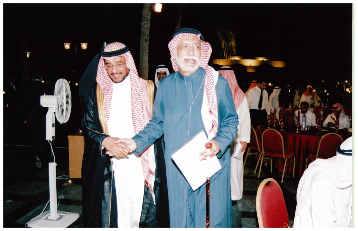 صورة 807: الشيخ عبد المقصود خوجه، الدكتور زيد الحسين 
