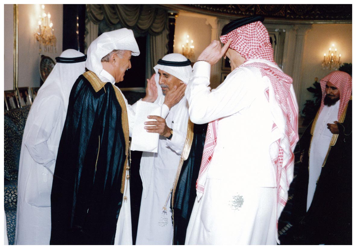 صورة 8380: ()، الشيخ عبد المقصود خوجه، الأستاذ عبد الرحمن العبد الكريم، الأستاذ يحيى توفيق حسن 