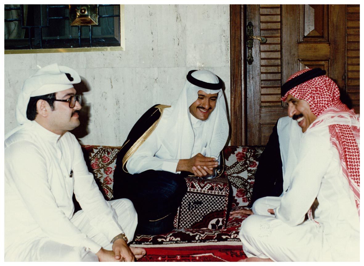 صورة 8612: الشيخ عبد المقصود خوجه، صاحب السمو الملكي الأمير سلطان بن سلمان بن عبد العزيز، الفنان محمد أمان 