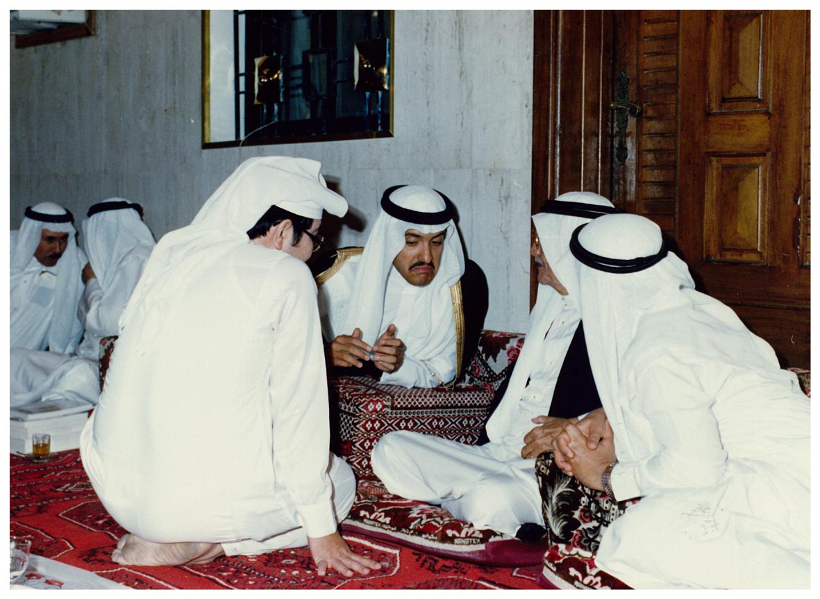 صورة 8620: معالي الشيخ عبد الله بلخير، صاحب السمو الملكي الأمير سلطان بن سلمان، الفنان محمد أمان 