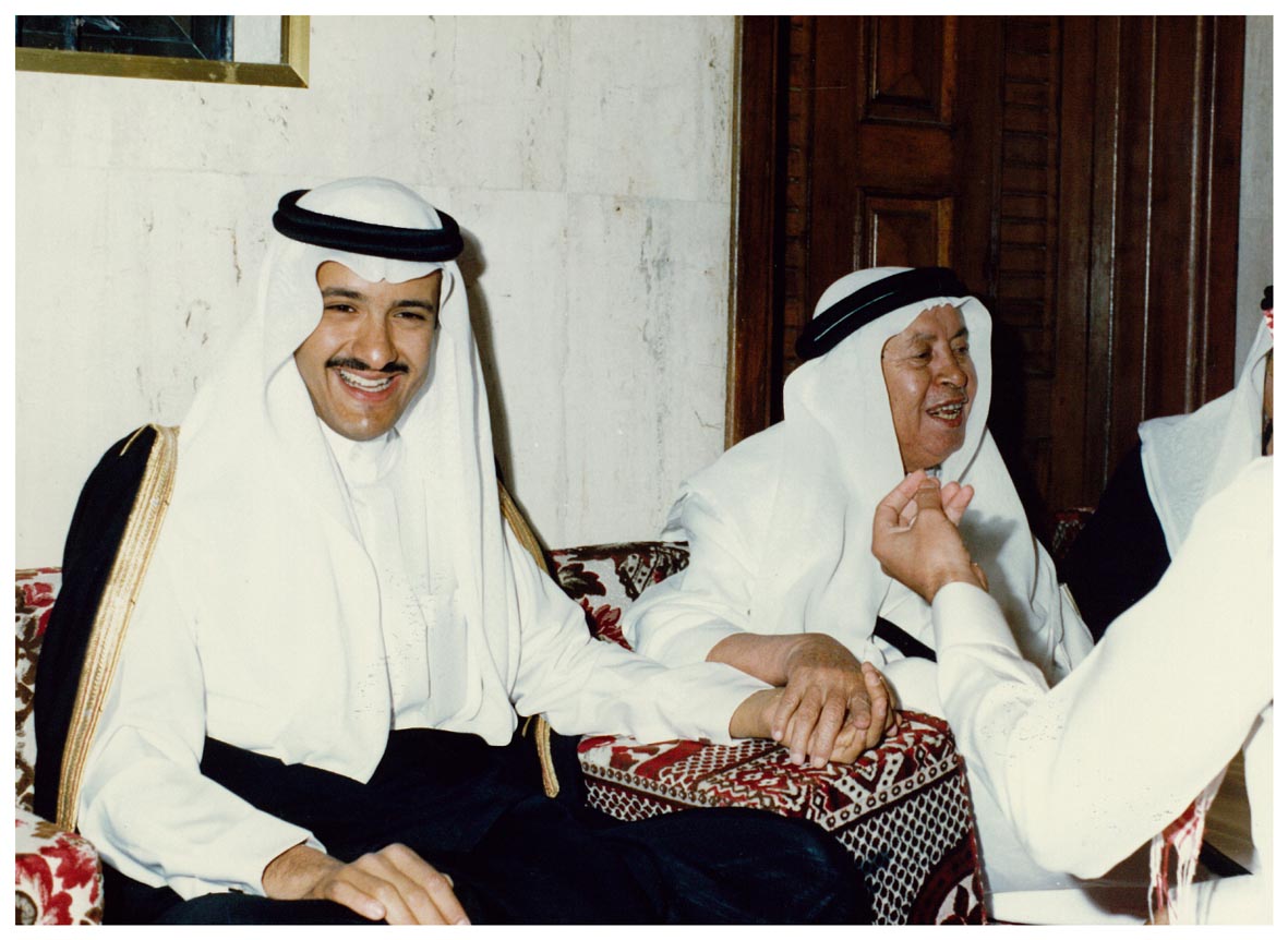 صورة 8645: الأستاذ محمد حسين زيدان، صاحب السمو الملكي الأمير سلطان بن سلمان بن عبد العزيز 