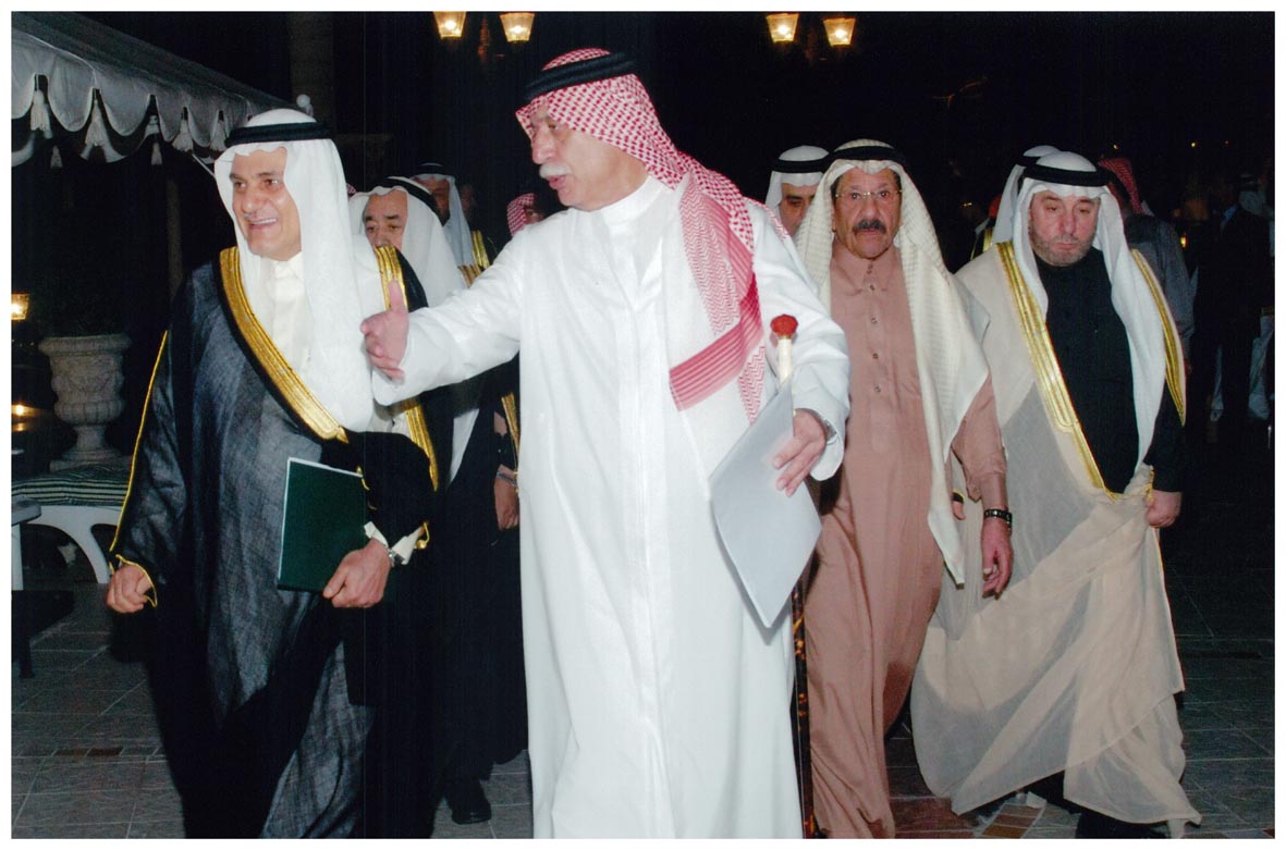 صورة 8724: أ. د. حامد الرفاعي، ()، الشيخ عبد المقصود خوجه، صاحب السمو الملكي الأمير تركي الفيصل بن عبد العزيز 