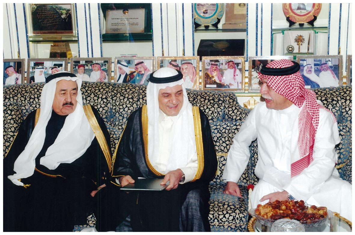 صورة 8744: الشيخ عبد المقصود خوجه، صاحب السمو الملكي الأمير تركي الفيصل، معالي أ. د. رضا عبيد 