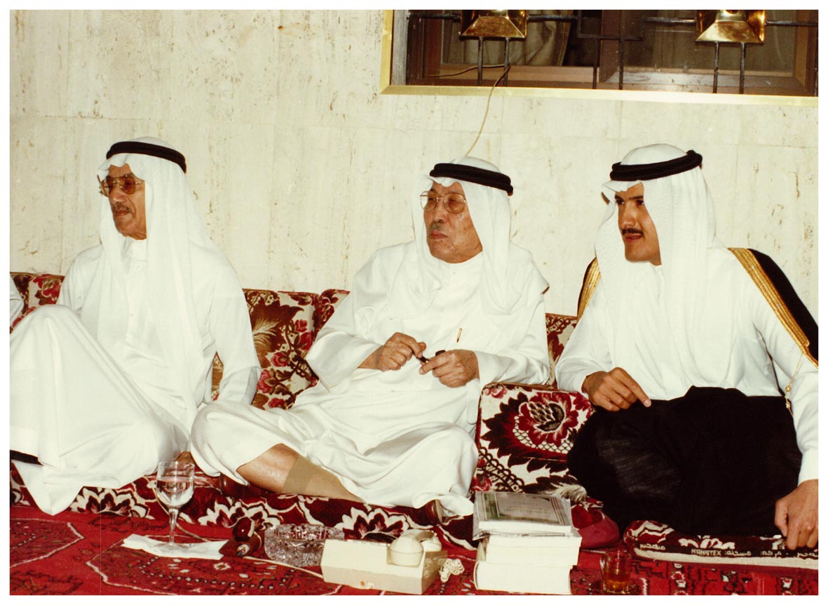 صورة 9331: صاحب السمو الملكي الأمير سلطان بن سلمان، الأستاذ عزيز ضياء، معالي الشيخ محمد العوضي 