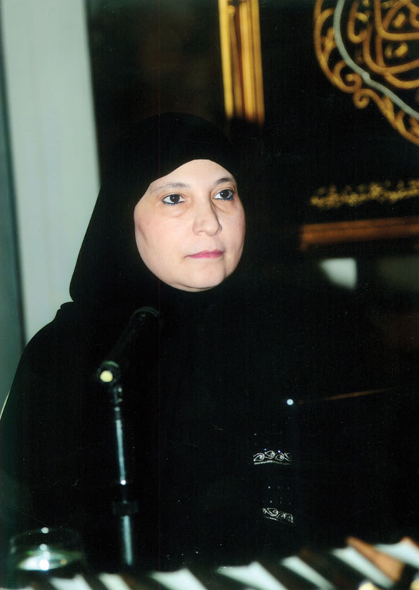 صورة 7079:   سعادة الدكتورة هويدا بنت عبيد القثامي  [الاثنينية : 466, الجزء 30]