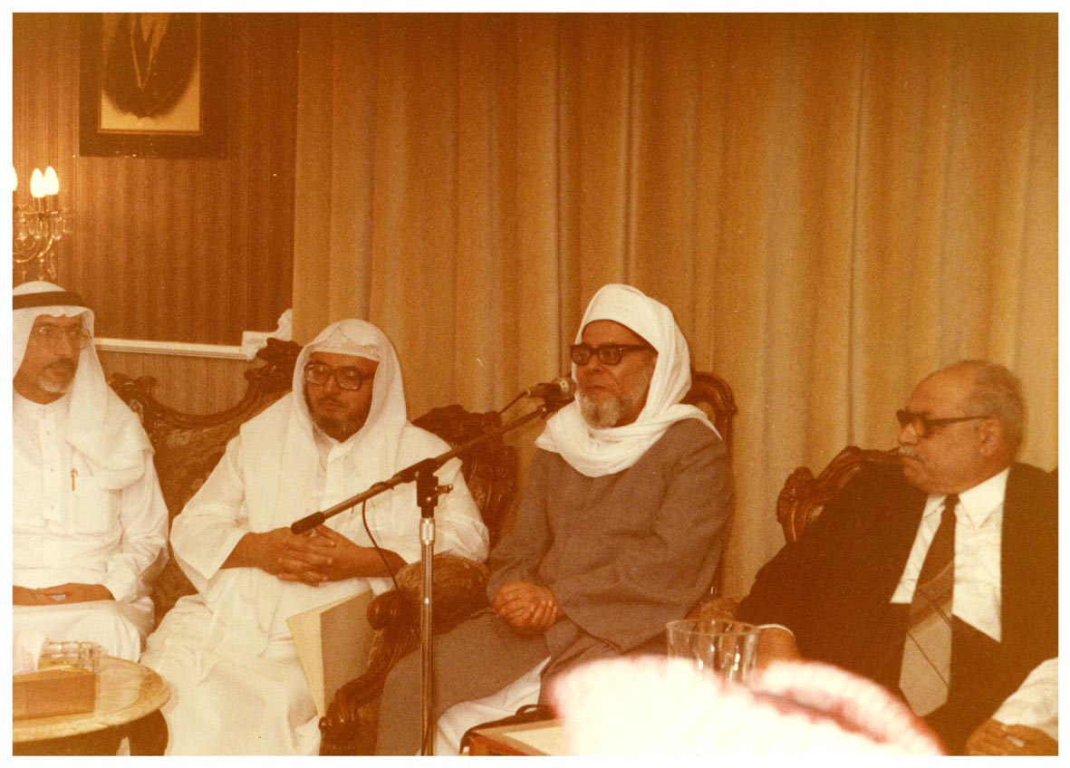 صورة 13852: ()، الشيخ سيد سابق، ()، معالي المهندس عبد القادر كوشك 