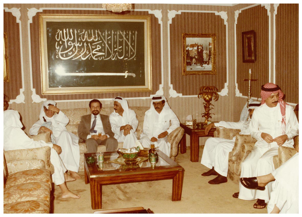 صورة 13855: الشيخ عبد المقصود خوجه، ()، الأستاذ محمد أحمد الحساني، ()، الأستاذ حامد عباس 