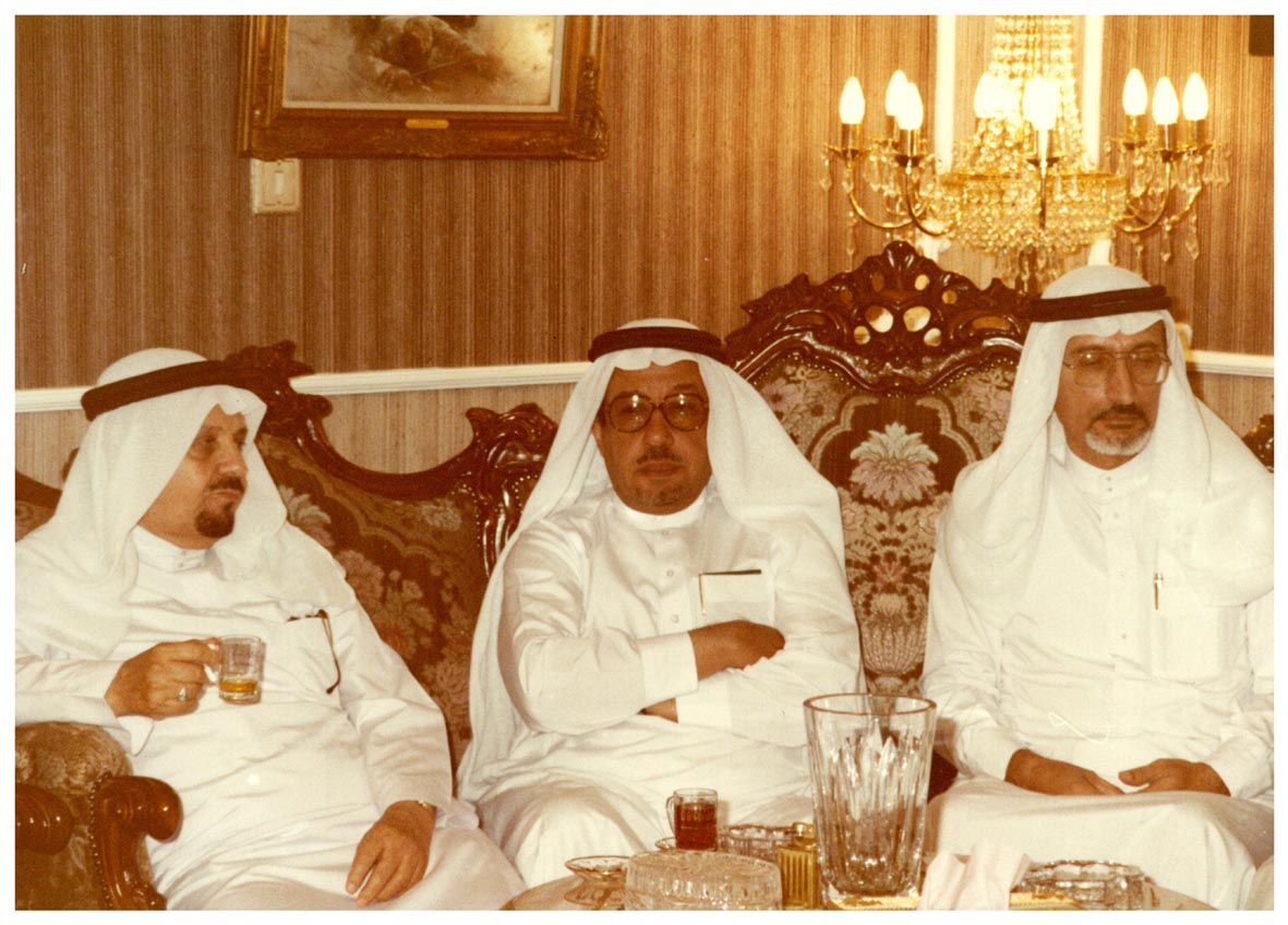 صورة 13861: معالي المهندس عبد القادر كوشك، الشيخ عبد الرحمن فقيه، الأستاذ صالح محمد جمال 