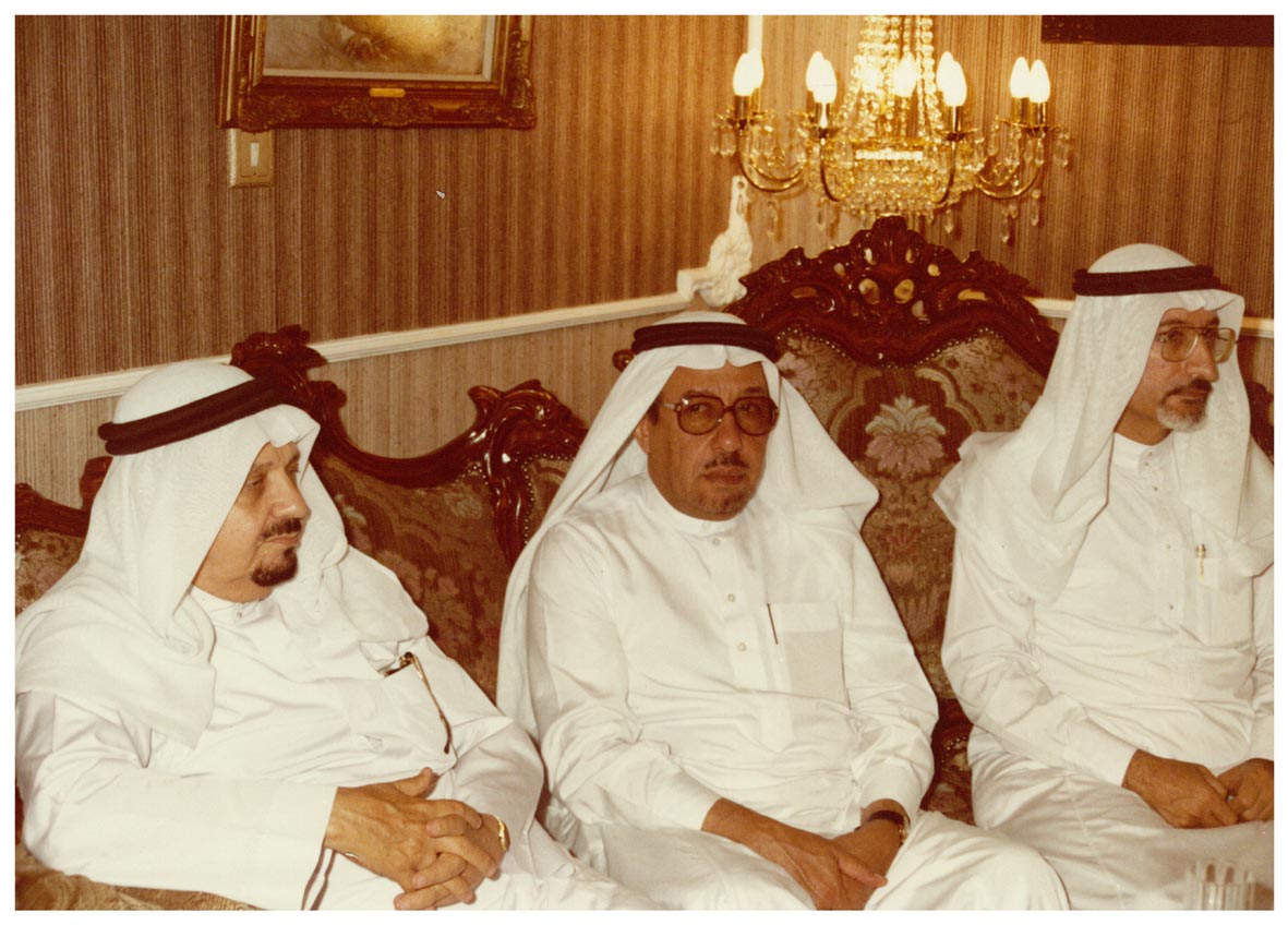 صورة 13880: معالي المهندس عبد القادر كوشك، الشيخ عبد الرحمن فقيه، الأستاذ صالح محمد جمال 